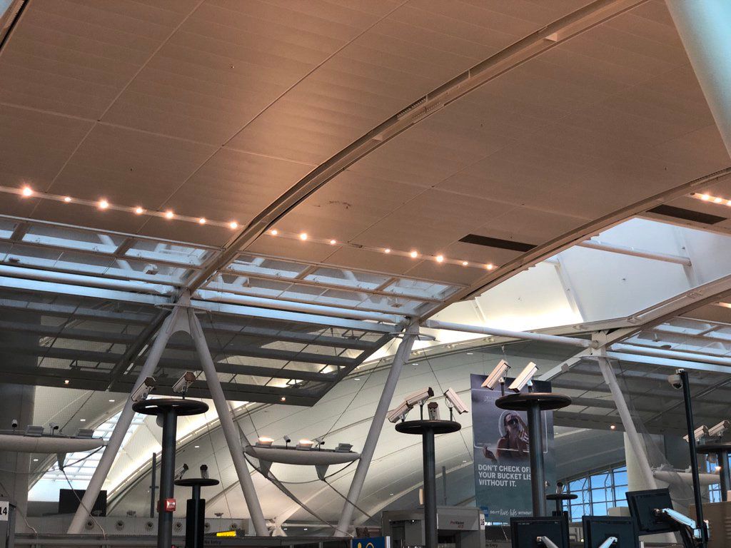 oh my god twitter doesn’t include alt text from images in their API